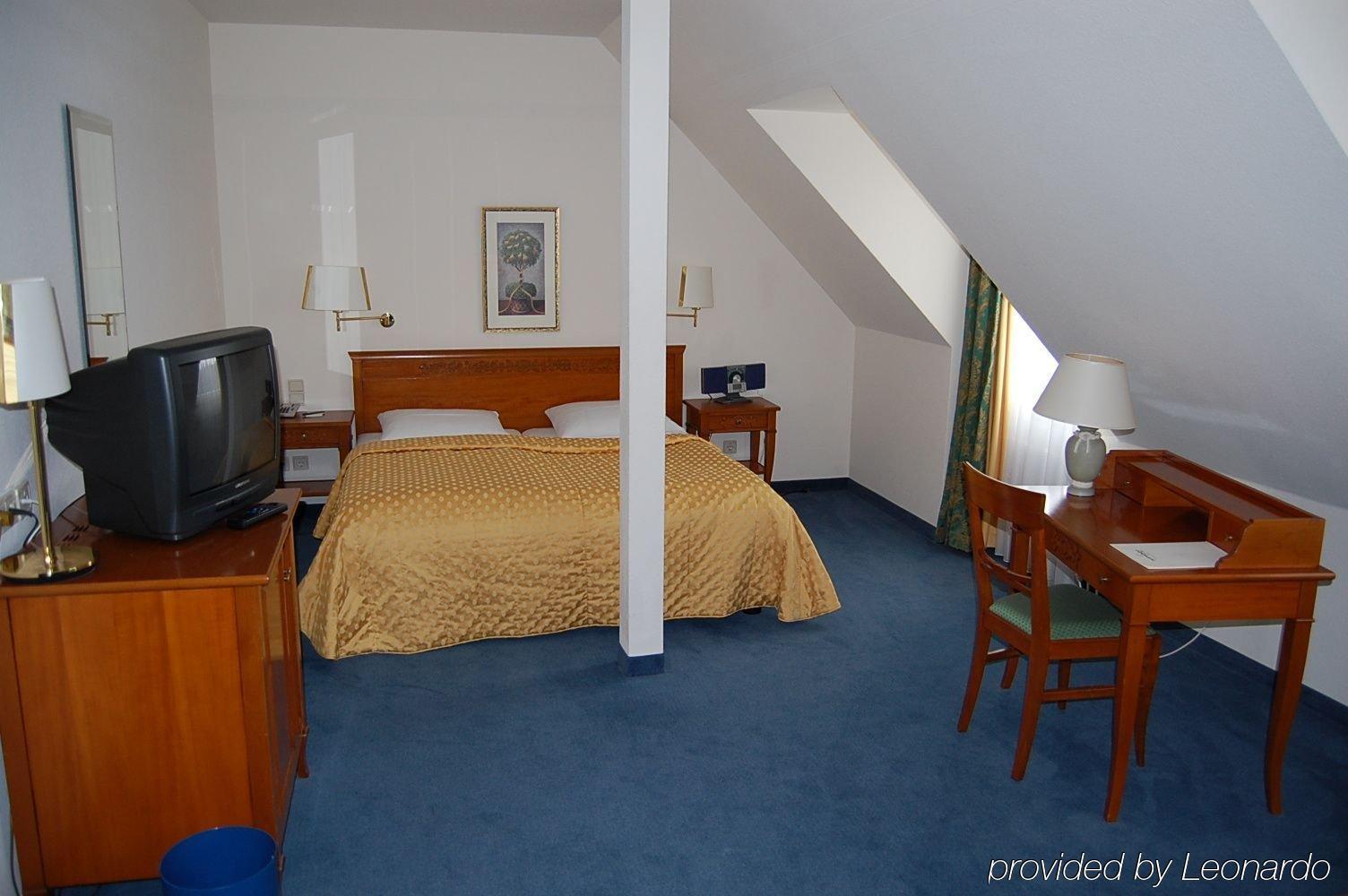 Hotel & Restaurant Schoenau Peine Quarto foto